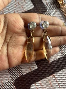 Jewellery Set- neck chocker and earrings