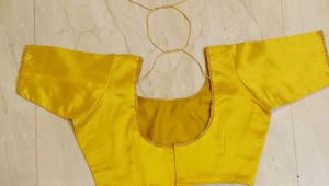 New Saree Combo 3 In 1 With Blouse Sighning Yello