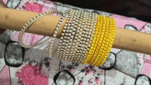 Sparkling Bangle Set