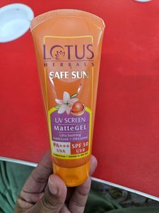 Spf 50 UV B PA+++