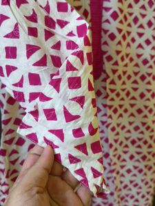 Stylish Pink &amp; White Kurta