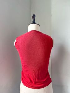 Red Sleeveless Top