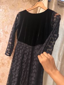 Elegant Black Velvet &amp; Lace Dress, Bust-32