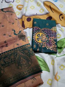 Premium Tissue Gold Saree With Auri Work Blouse
