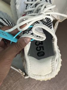 ADIDAS YEEZY BOOST 350 V2 ZEBRA Replica Shoe