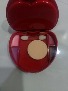 Makeup Kit