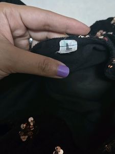 Velvet sequenied Dress