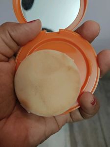 Derma Co Sunscreen Compact