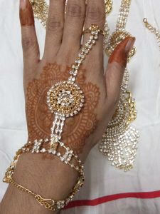 NEW YEAR SALE RANI HAR FULL SET 😍