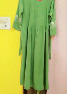Green Embroidered Kurta Set