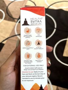 Health Sutra Niacinamide Oil Control Sunscreen