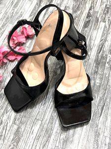 Stelatoes Black Heeled Sandals