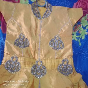 Yellow 🟡 Colour Gown For Kids 12,14 Years