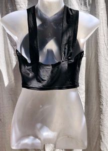 9J. SEXY SHEIN HALTER NECK TOP