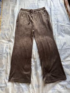 Velvet Pant- Polo shirt - 2 Tshirts