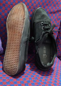 Casual Shoes