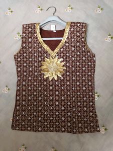 Short kurti style Top