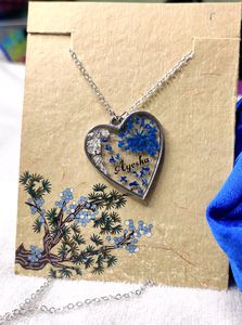 Resin pendant customised