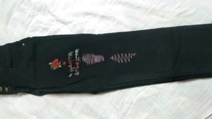 Girls Fancy embroidery Jeans ,4 Buttons