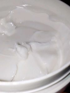 Himalaya Nourishing Skin Cream