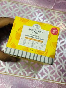 Dot and key moisturizer