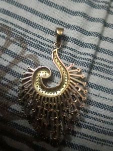 Elegant Silver Tone Pendant