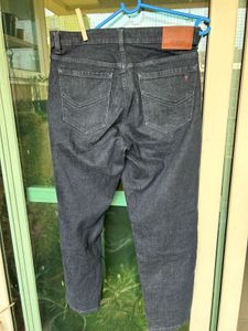 Louis philippe jeans