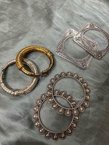 Janpath Find combo offer of three Junk bangle