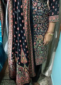 Woolen Suit With Velvet Dupatta