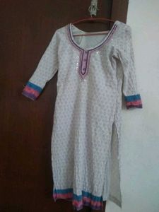 Kurta With Neck Embroidery
