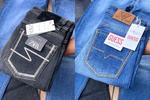 Guess Straight Fit Jeans