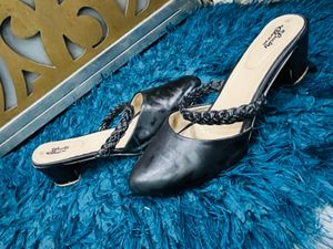 Heels Sale 👠😊❤️