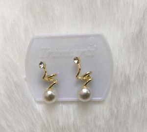 STUDS EARRINGS