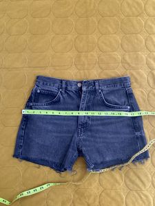Zara Denim Shorts waist 28