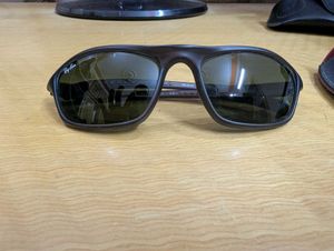 Iconic Ray-Ban Cutters Sunglasses