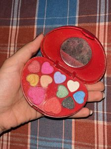 Makeup Kit 3 layered