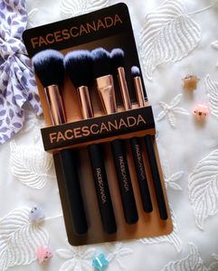 Sale Price 💥5 In 1 Brush Set