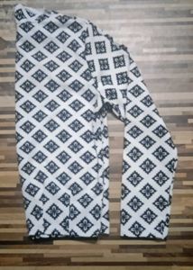 Patterned Long Sleeve Top