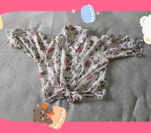 Floral Knot Top 💐