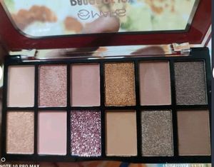 Mars Concealer Contour Highlighter Pallet