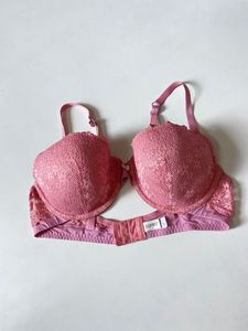 Bra Size 38C