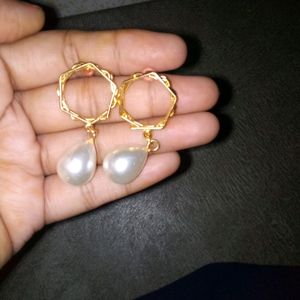 White Pearl Earring