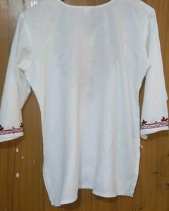 Embroidered White&amp; red Kurta