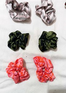 Polka Dot Scrunchies