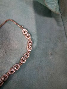 Elegant Crystal Link Necklace