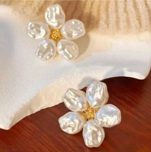 Pearl Flower Earrings