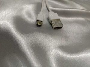 B Type Cable.