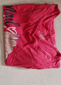 A Round Nack Rose Coloured Tshirt