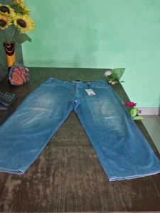 Wide Leg Jeans