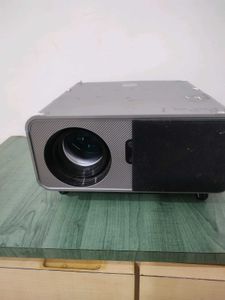 PIXPAQ Apex 1080P Home Projector